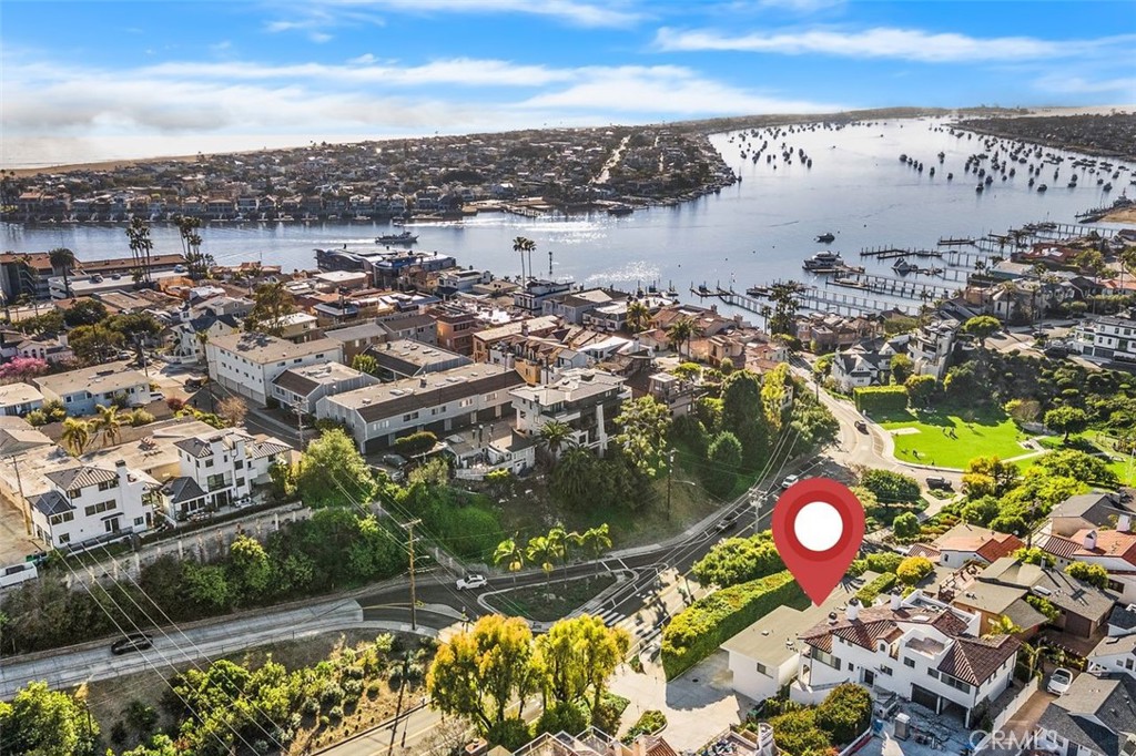 Corona del Mar South of PCH (CDMS) - Residential