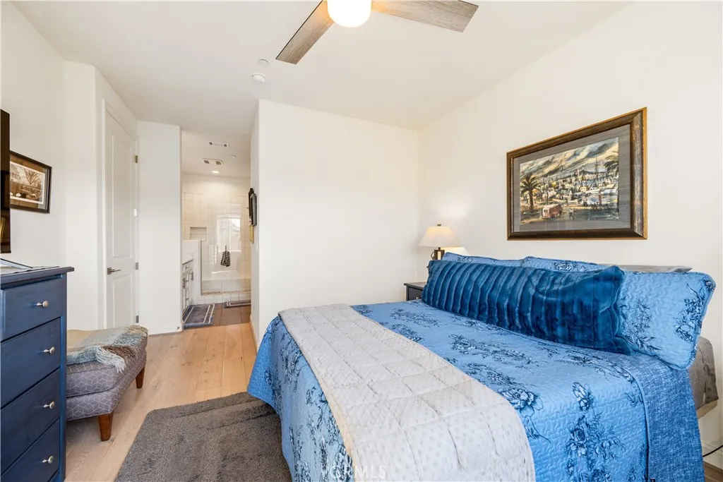 Santa Maria, California 93455, United States, 2 Bedrooms Bedrooms, ,3 BathroomsBathrooms,Residential,Pending,251537