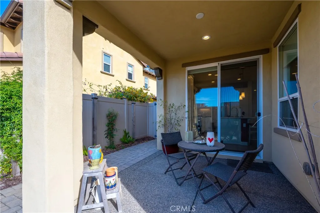 Santa Maria, California 93455, United States, 2 Bedrooms Bedrooms, ,3 BathroomsBathrooms,Residential,Pending,251537