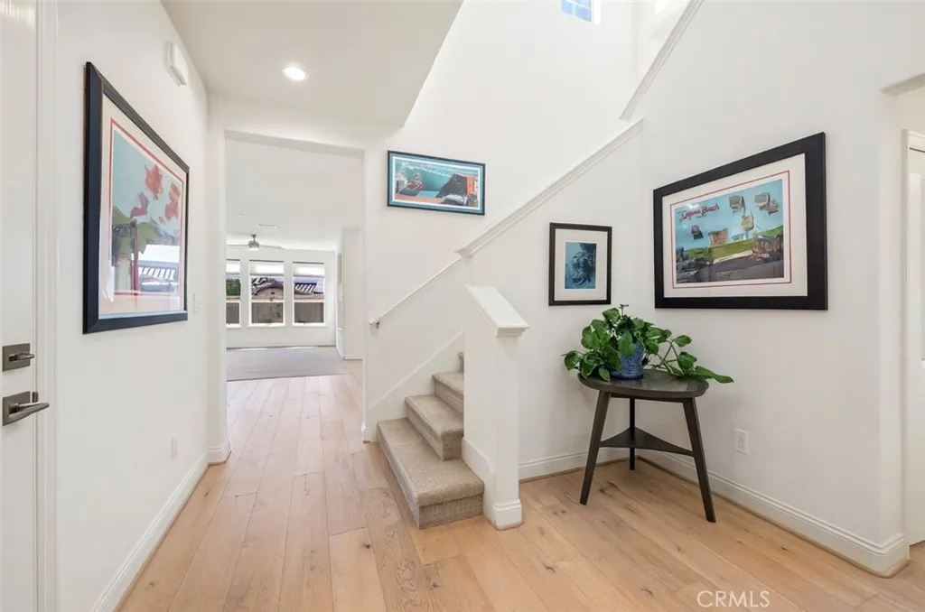 Santa Maria, California 93455, United States, 2 Bedrooms Bedrooms, ,3 BathroomsBathrooms,Residential,Pending,251537