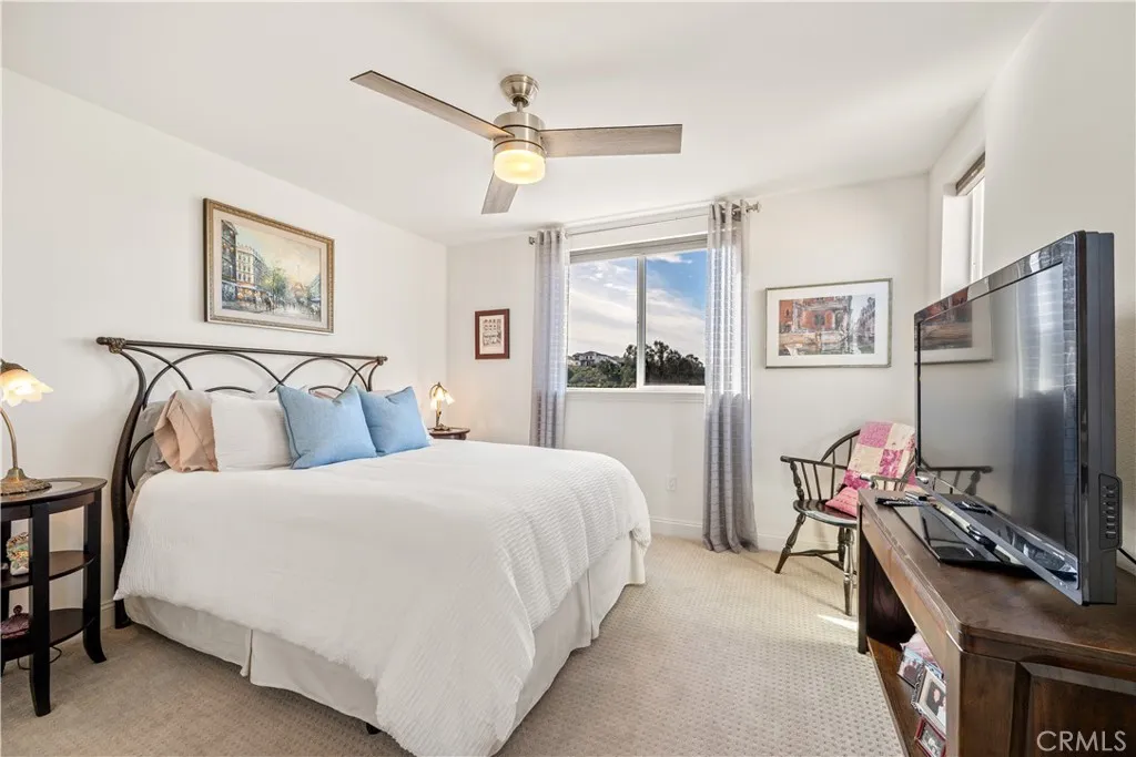 Santa Maria, California 93455, United States, 2 Bedrooms Bedrooms, ,3 BathroomsBathrooms,Residential,Pending,251537