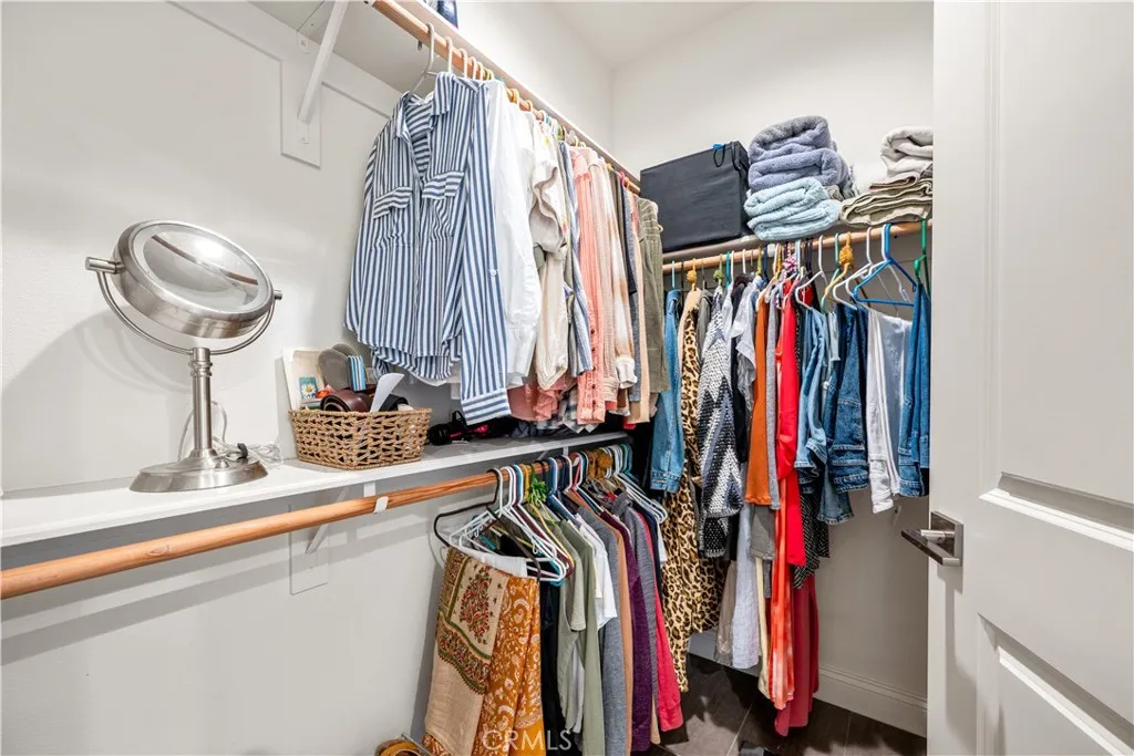 Santa Maria, California 93455, United States, 2 Bedrooms Bedrooms, ,3 BathroomsBathrooms,Residential,Pending,251537