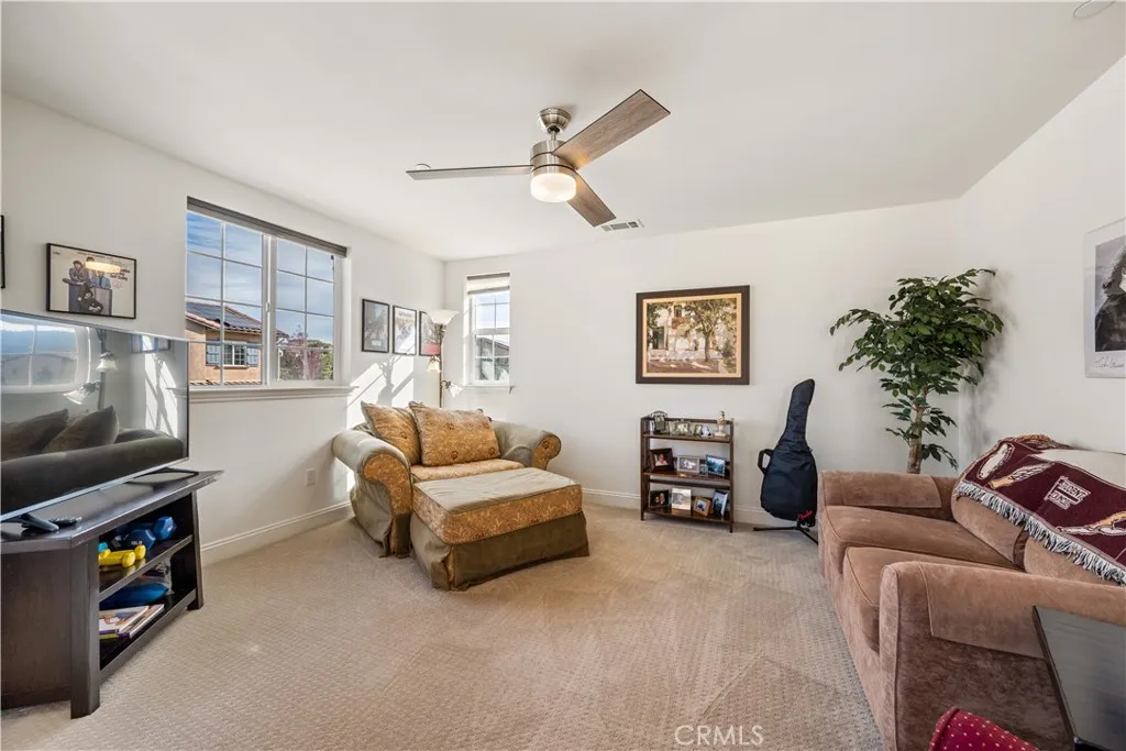 Santa Maria, California 93455, United States, 2 Bedrooms Bedrooms, ,3 BathroomsBathrooms,Residential,Pending,251537