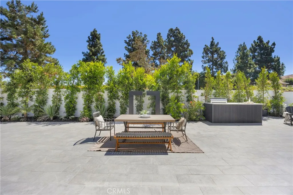 Irvine, California 92603, United States, 5 Bedrooms Bedrooms, ,5 BathroomsBathrooms,Residential,Active,160008