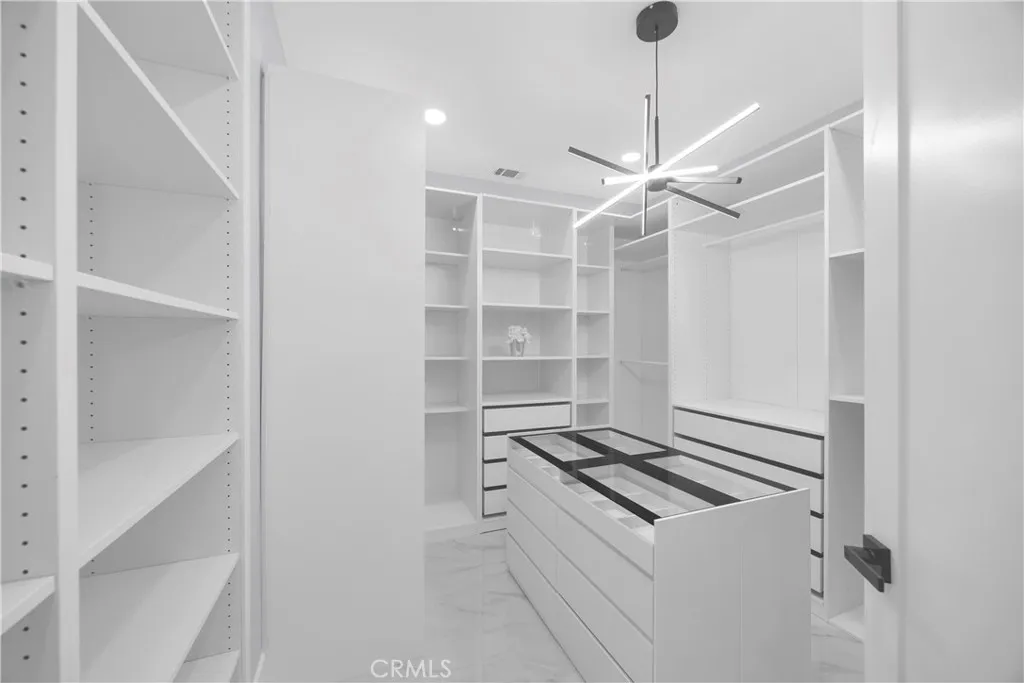 Irvine, California 92603, United States, 5 Bedrooms Bedrooms, ,5 BathroomsBathrooms,Residential,Active,160008