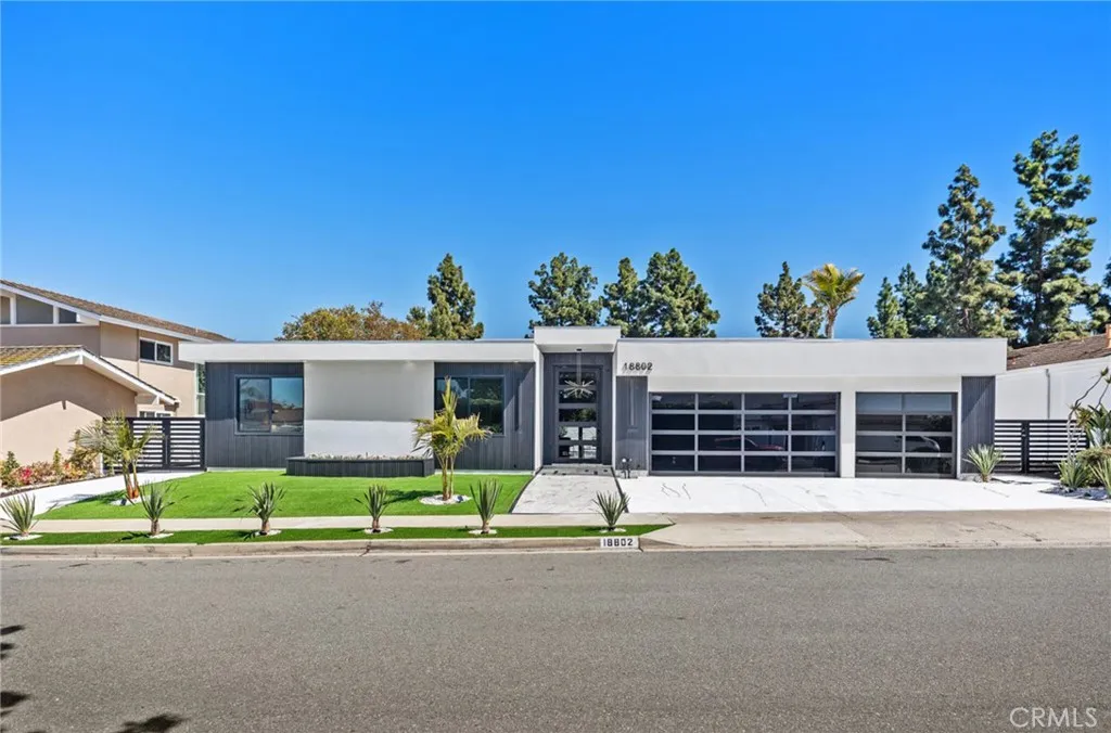 Irvine, California 92603, United States, 5 Bedrooms Bedrooms, ,5 BathroomsBathrooms,Residential,Active,160008