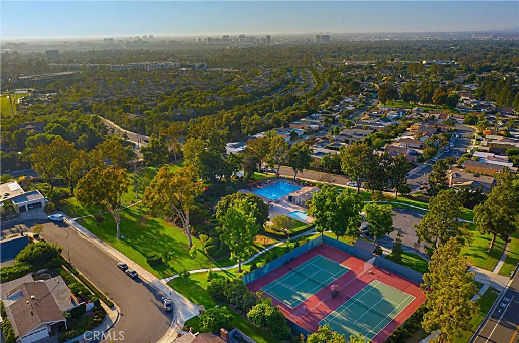 Irvine, California 92603, United States, 5 Bedrooms Bedrooms, ,5 BathroomsBathrooms,Residential,Active,160008