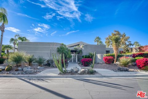 Photo of 6 Rocky Lane, Rancho Mirage, CA 92270 (MLS # 25563383)