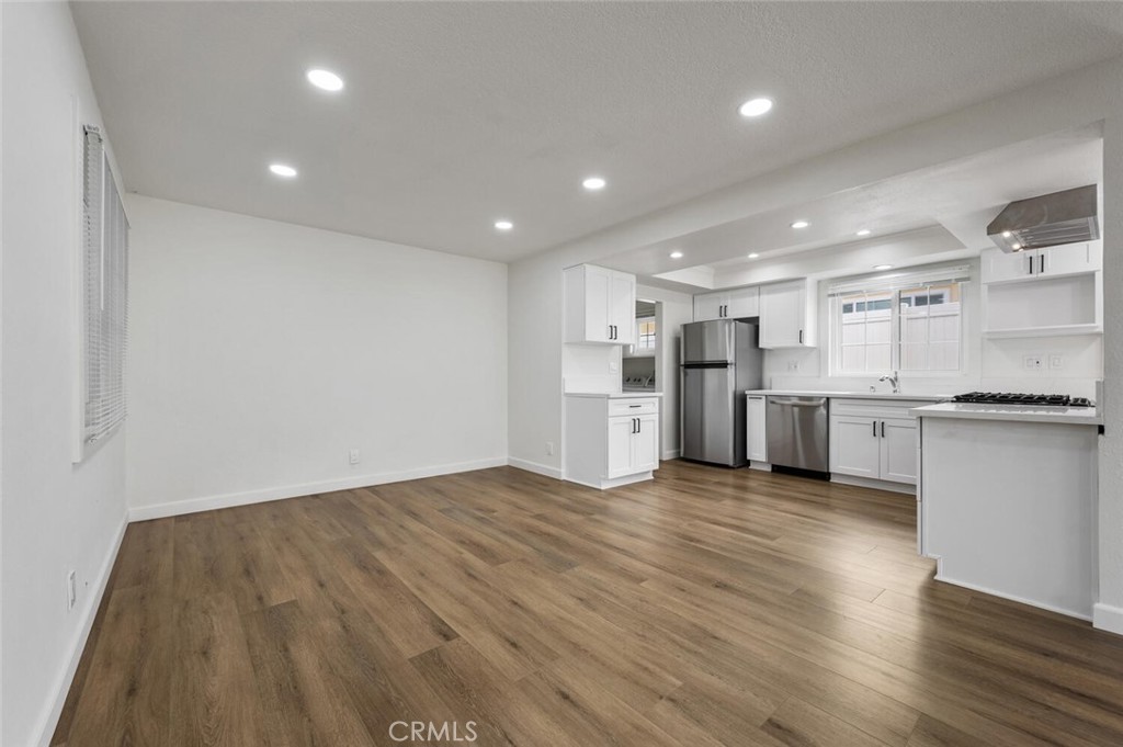 25142 Armagosa Drive