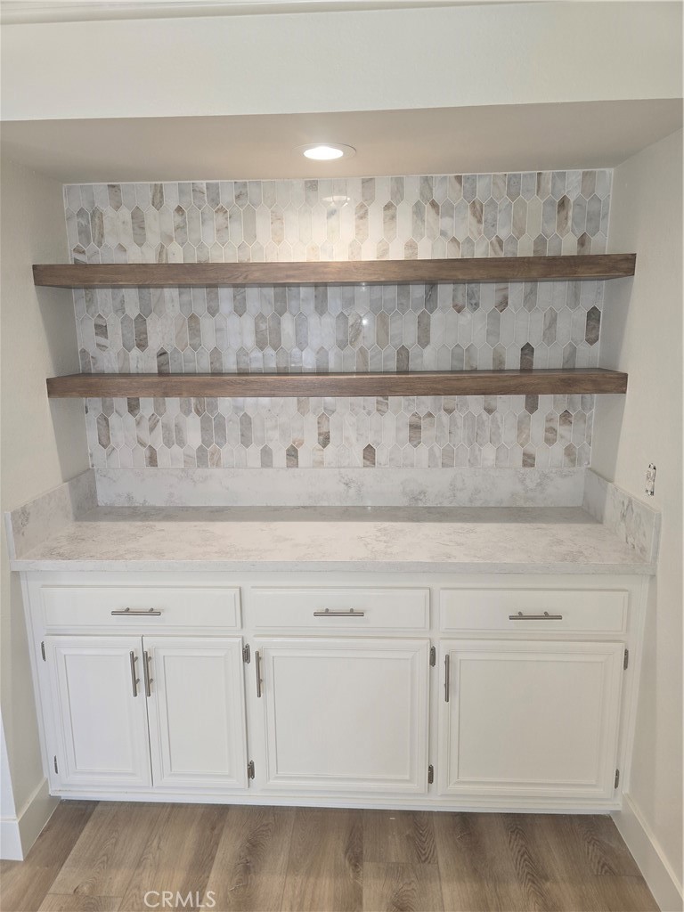 Award (AWAR) - Residential Lease