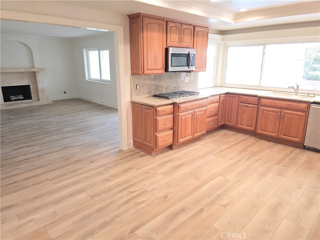 Award (AWAR) - Residential Lease