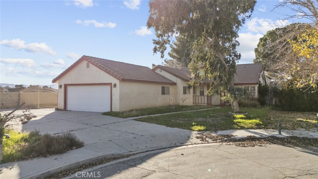 44105 Acacia Street