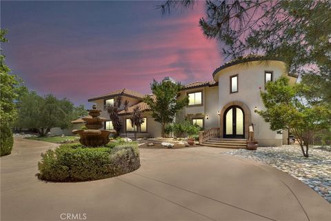 462 Pomello Drive Claremont CA 91711
