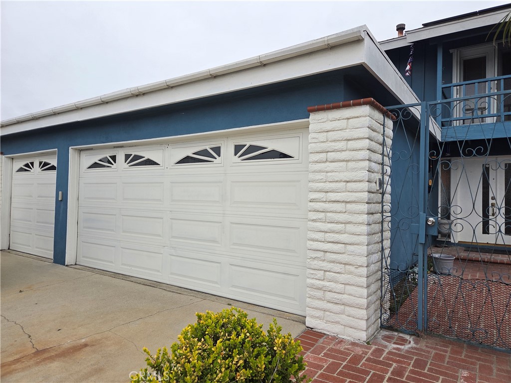 17352 Rob Roy Circle