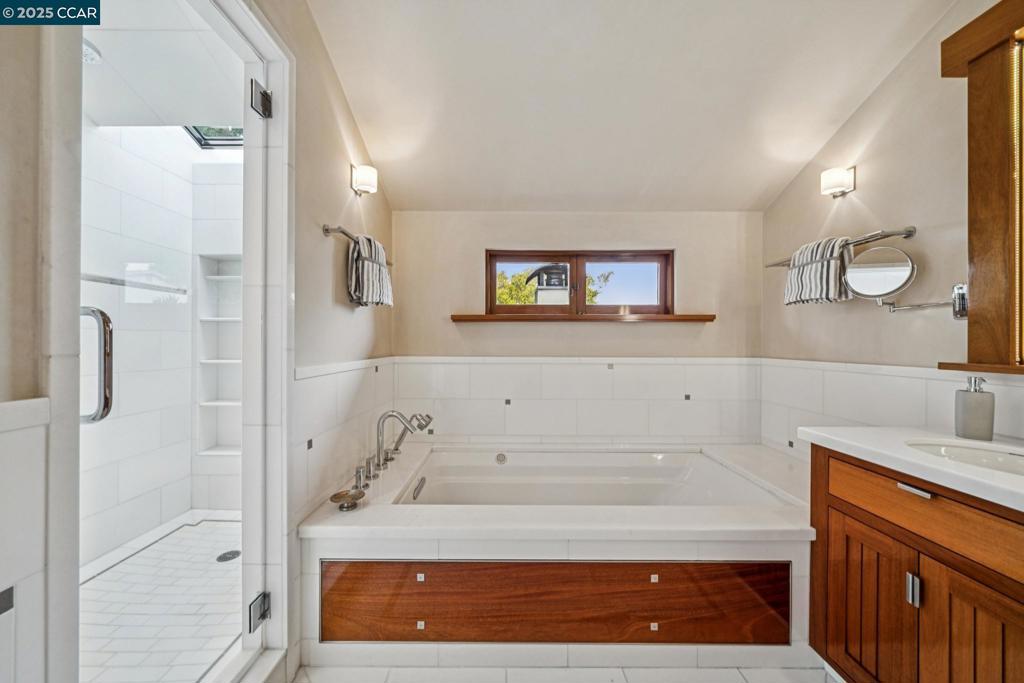 BERKELEY - Residential Income