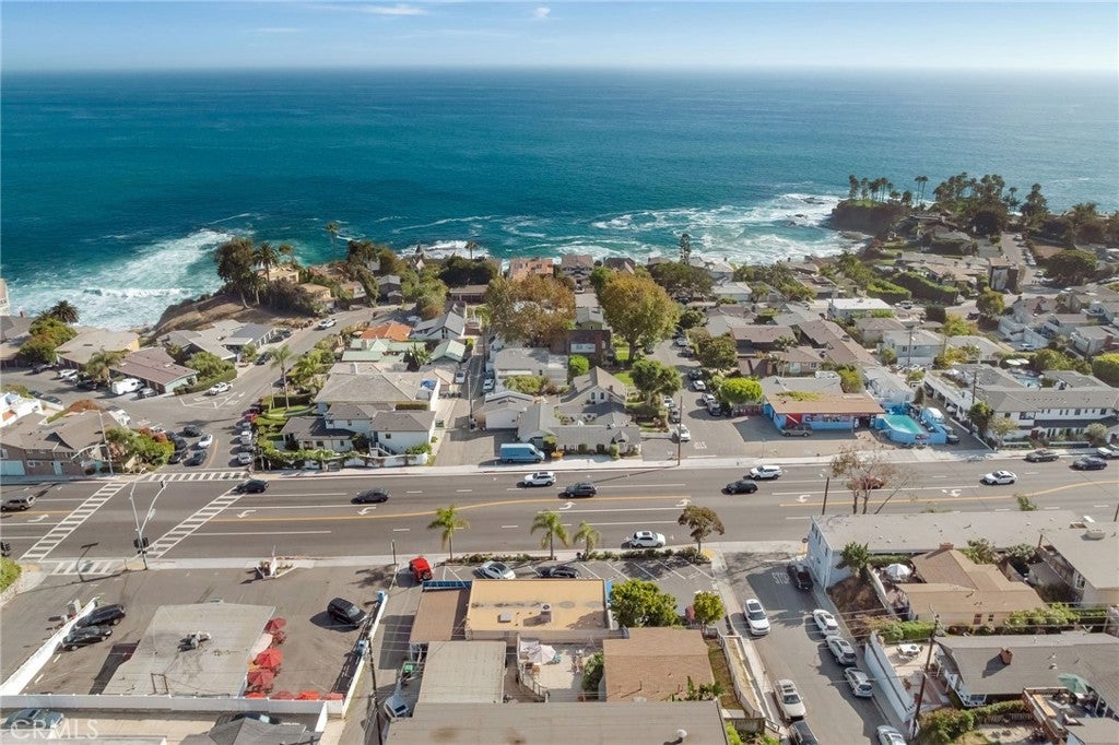 217 Wave Street