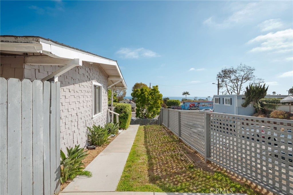 217 Wave Street