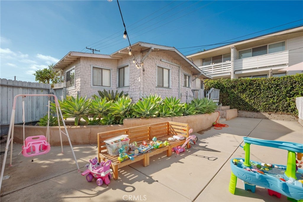 217 Wave Street, Laguna Beach CA 92651 - Photo 12