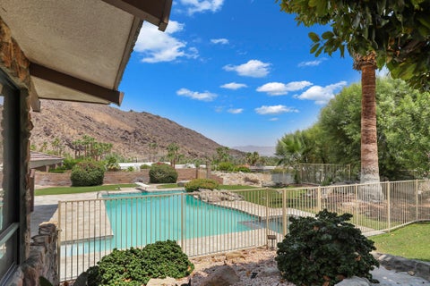 Tiny photo for 770 S La Mirada Road, Palm Springs, CA 92264 (MLS # 219154996DA)