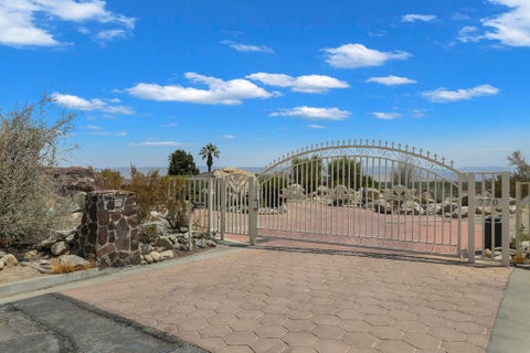 Tiny photo for 770 S La Mirada Road, Palm Springs, CA 92264 (MLS # 219154996DA)