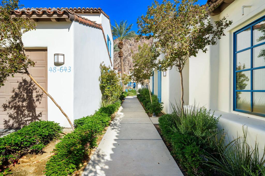 Legacy Villas - Residential