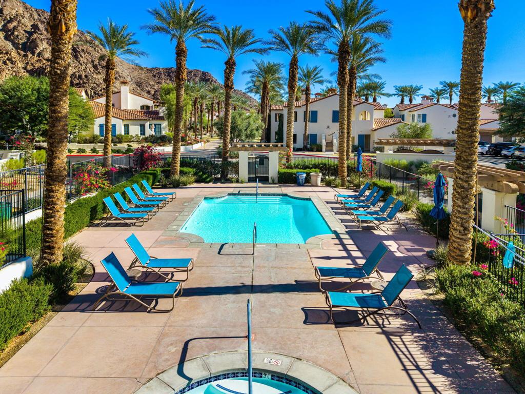 Legacy Villas - Residential