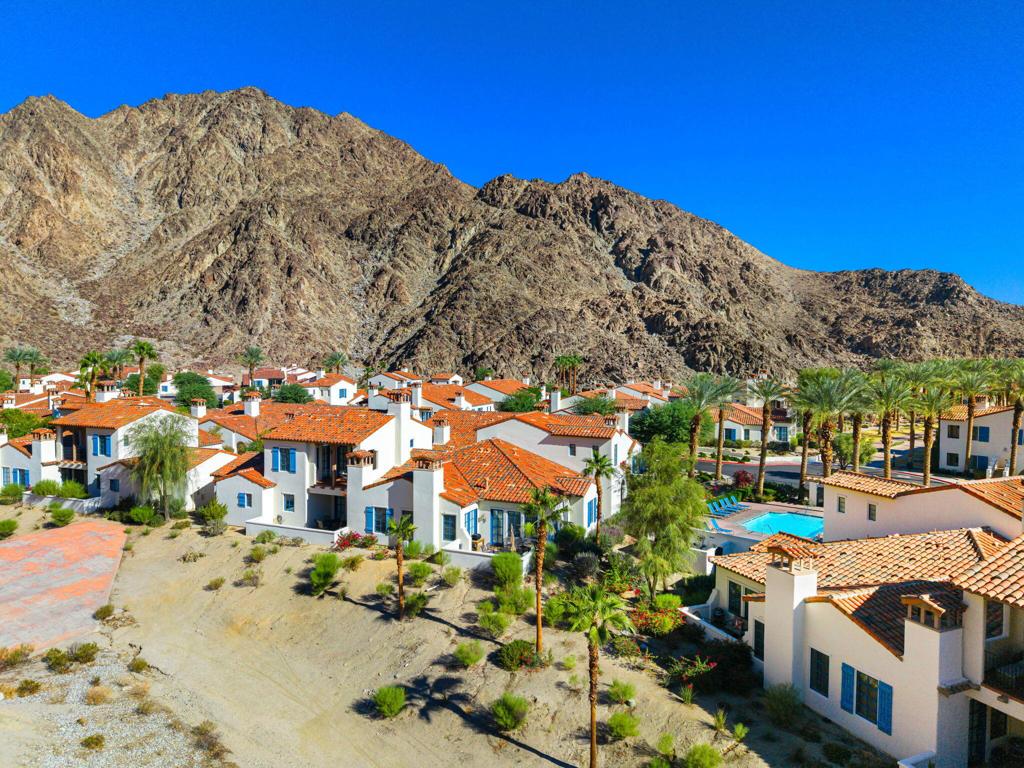 Legacy Villas - Residential