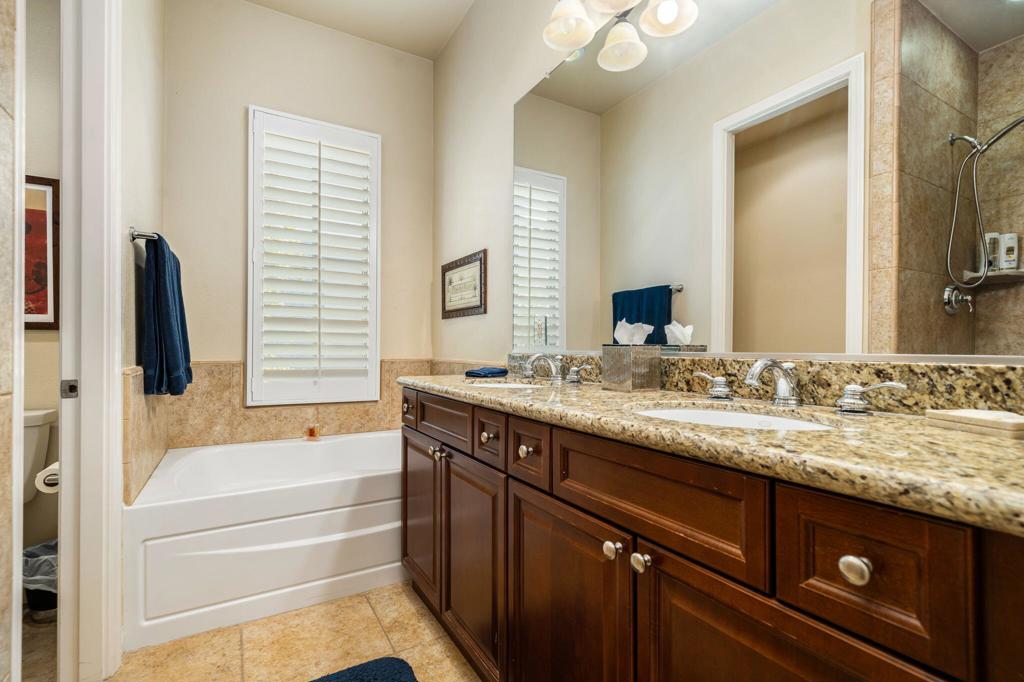 Legacy Villas - Residential