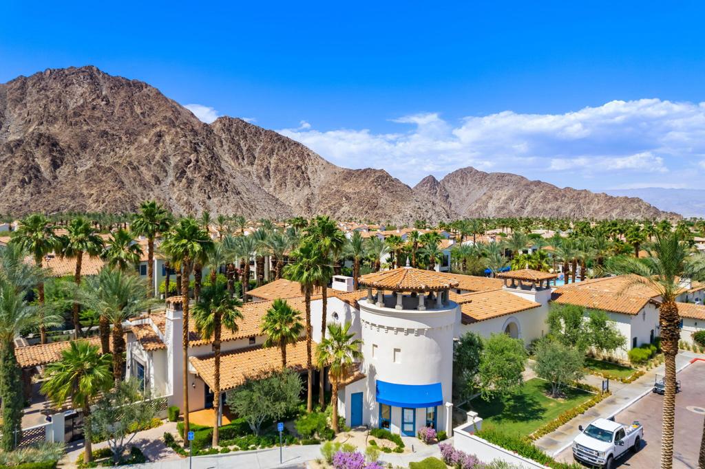 Legacy Villas - Residential