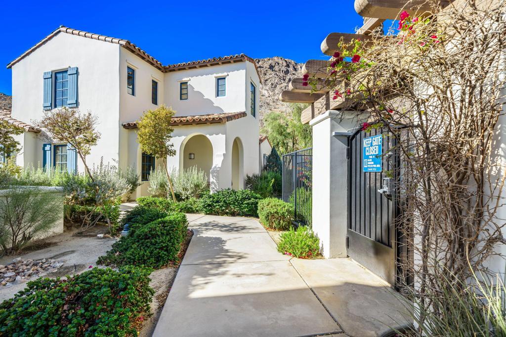 Legacy Villas - Residential