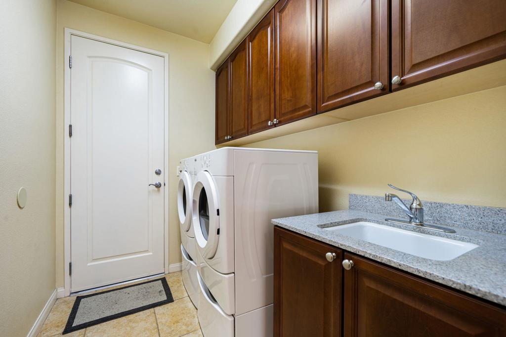 Legacy Villas - Residential