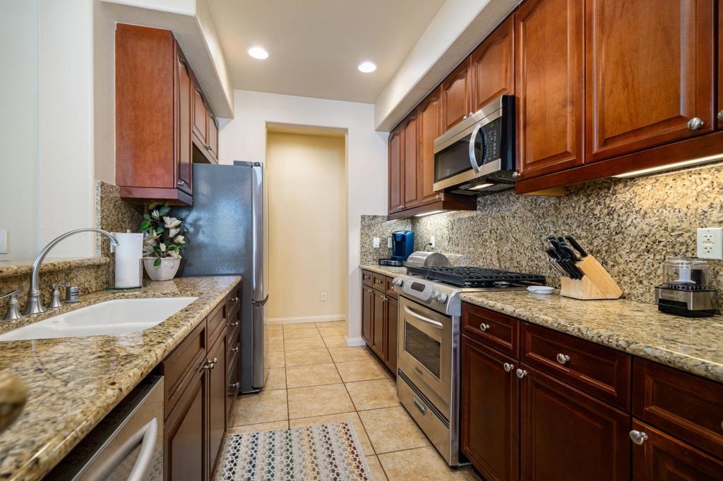 Legacy Villas - Residential