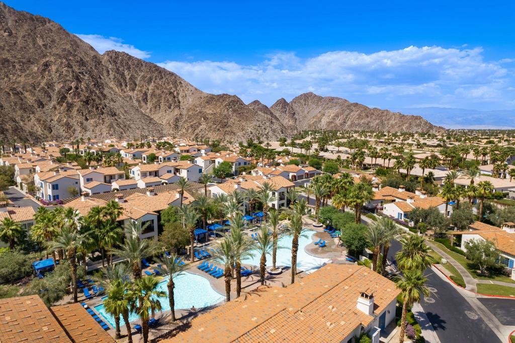 Legacy Villas - Residential