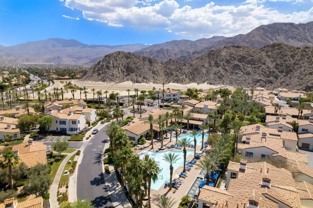 Legacy Villas - Residential