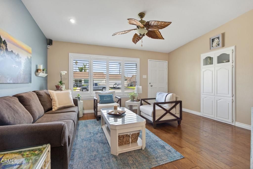 Photo of 1701 Rialto Street, Oxnard, CA 93035 (MLS # V1-34116)