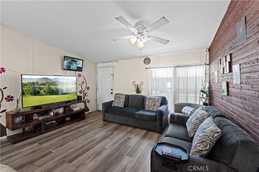 1700 South Glendora Ave 9