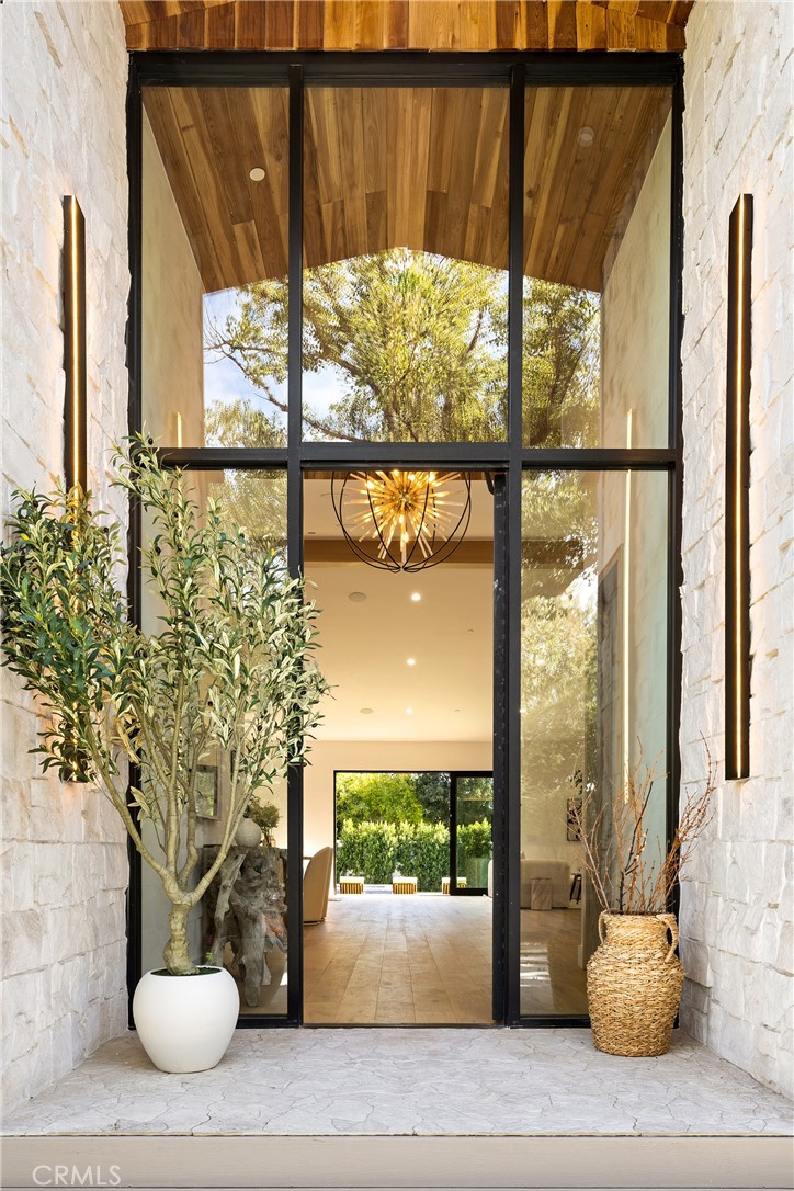 5750 Stansbury Avenue