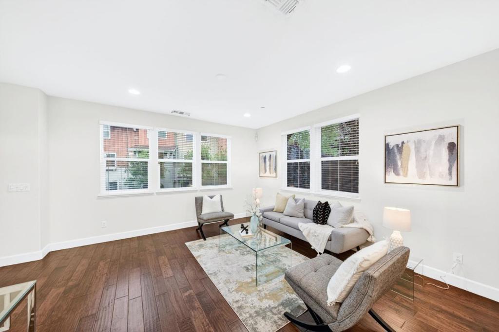 1077 Zucchini Terrace