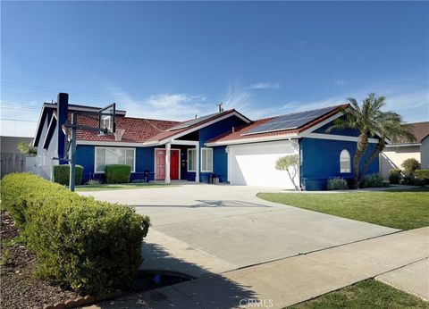 Photo of 2123 Earnshaw Drive, Placentia, CA 92870 (MLS # PW26036522)