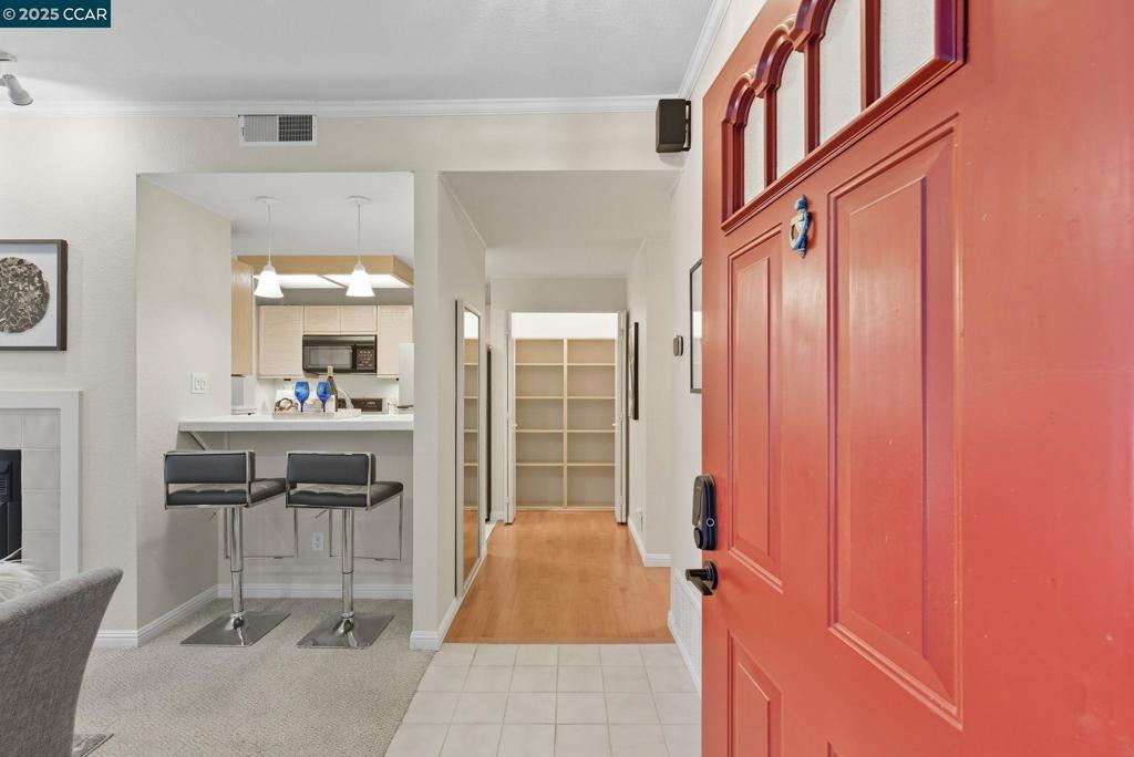 CANYON MEADOWS - Residential