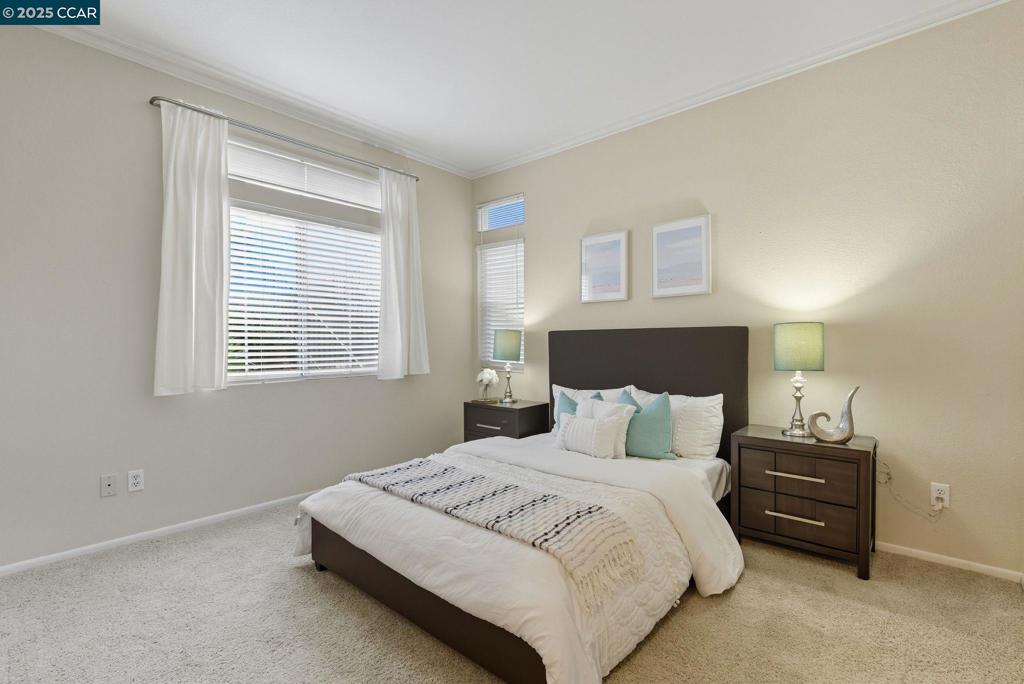 CANYON MEADOWS - Residential