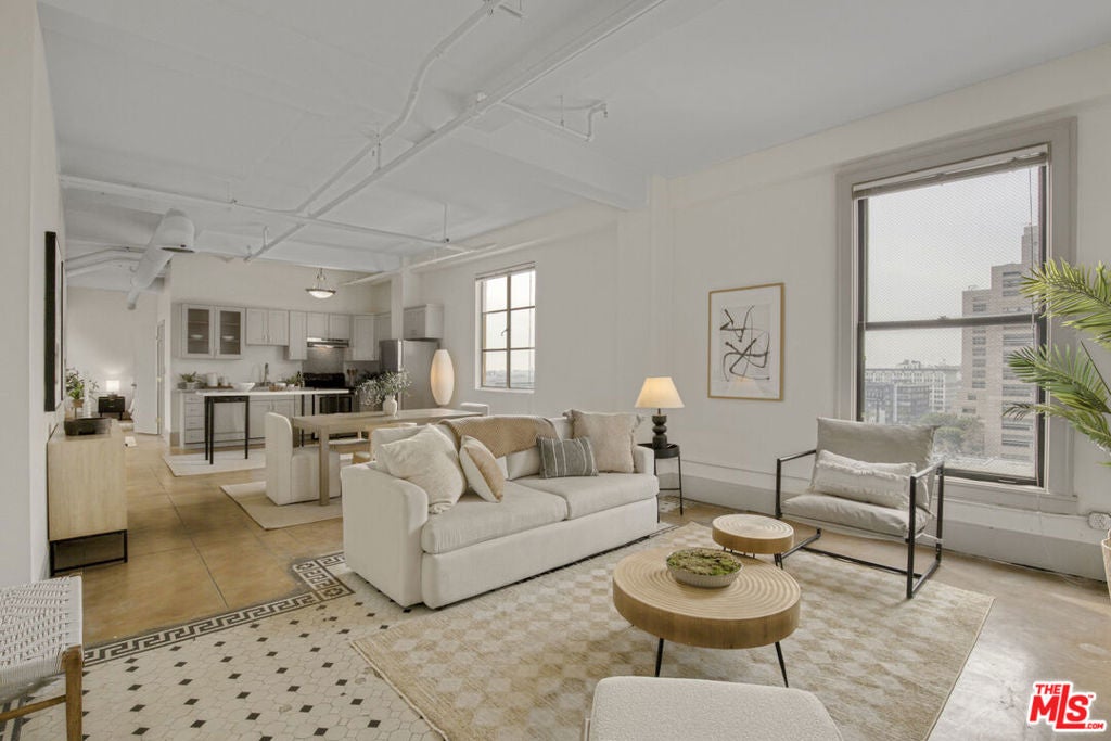108 W 2nd Street 708, Los Angeles CA 90012