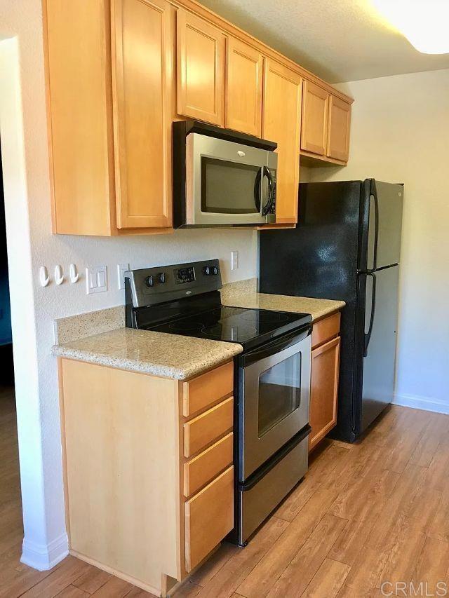 1 BED/1 BATH Condo w/ Garage, 2 Miles to MiraCosta College! BEAUTIFUL INTERIOR: - 1 BD/1 BA, 570 SqFt - AC wall/window in bedroom - Granite Counters - Wood Cabinets - Kitchen Appliances - Neutral Tones Throughout - Raised Ceiling in Entry - Laminate Wood Floor Throughout - Ceiling Fan in Dining Area - Large Mirrored Closet Doors - Stackable In-Unit Laundry Machines - Vinyl Windows - Shared Patio - 1 Space SUNCREST RIDGE COMMUNITY: - Pool - BBQ / Entertaining Area - Laundry Facility - 1 Mile to The Shoppes at Carlsbad Mall, 3.5 Miles to the Beach! Minutes to 78 and 5 freeways, groceries, shopping, dining and more! Upstairs Condo w/ Garage! *Pets Welcome!* RENTS $2250/month with $2250 Security Deposit. Water/Trash included. Tenant pays SDG&E gas/electric. Pet Rent $100 per month/pet (2 pets allowed, max combined weight 80 lbs, no pitbull/rottweiler breeds). No pet deposit! 12 Month Lease. Must have good credit and verifiable income 2.5x monthly rent. $35 signing fee Owner pays water, trash and sewer. Tenant pays SDG&E electricity.