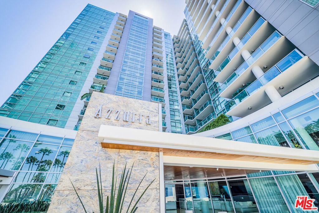 Photo of 13700 Marina Pointe Drive #1018, Marina Del Rey, CA 90292 (MLS # 25610999)