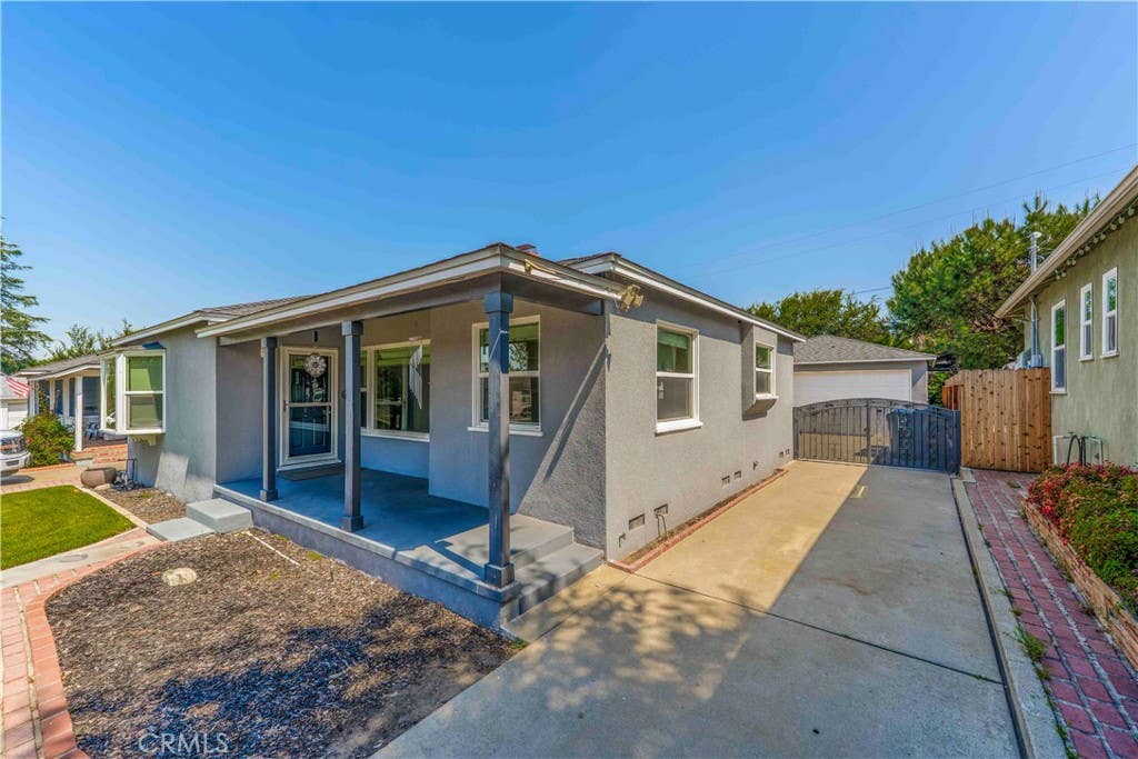 Photo of 11325 HOWARD Street, Whittier, CA 90601 (MLS # MB26130800)