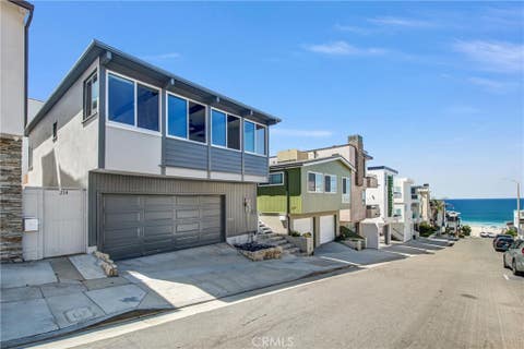 Photo of 212 21st Pl, Manhattan Beach, CA 90266 (MLS # SB26174392)
