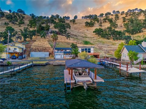 12620 Lakeshore Drive Clearlake CA 95422