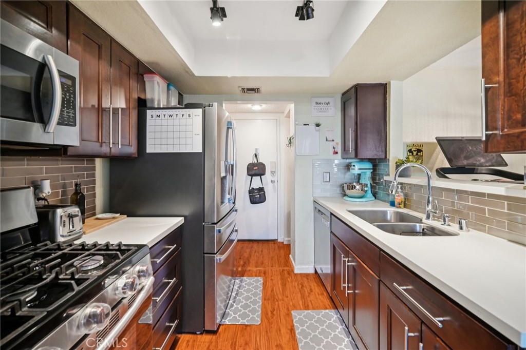 20155 Keswick Street 112