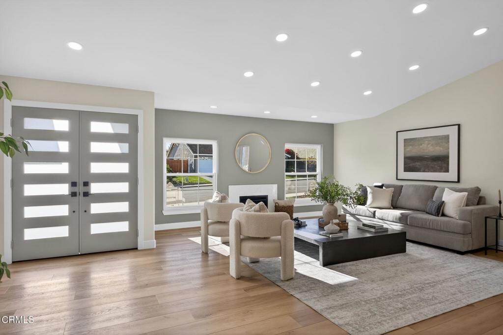 2086 El Rancho Drive