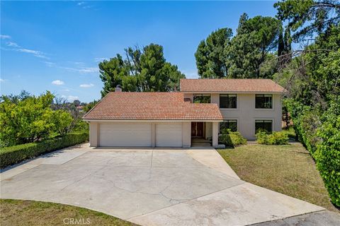 Photo of 12443 Nugent Drive, Granada Hills, CA 91344 (MLS # SR26099709)